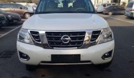 日产途乐视频,驾驭越野巅峰，尽享驾驭乐趣