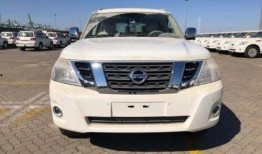 日产途乐视频,驾驭越野巅峰，尽享驾驭乐趣