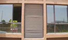 百叶窗安装方法视频