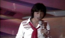 绿衣女孩视频mp4,神秘视频背后的奇幻之旅